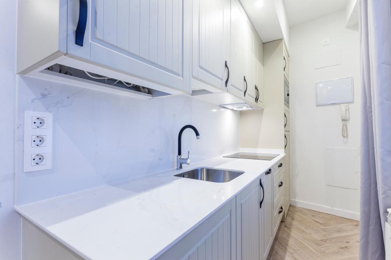 Zoko Suites En Мадрид Екстериор снимка
